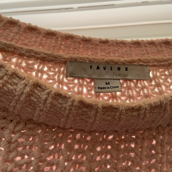 Dry Goods Pink Sweater- Size Medium - Picture 2 of 2